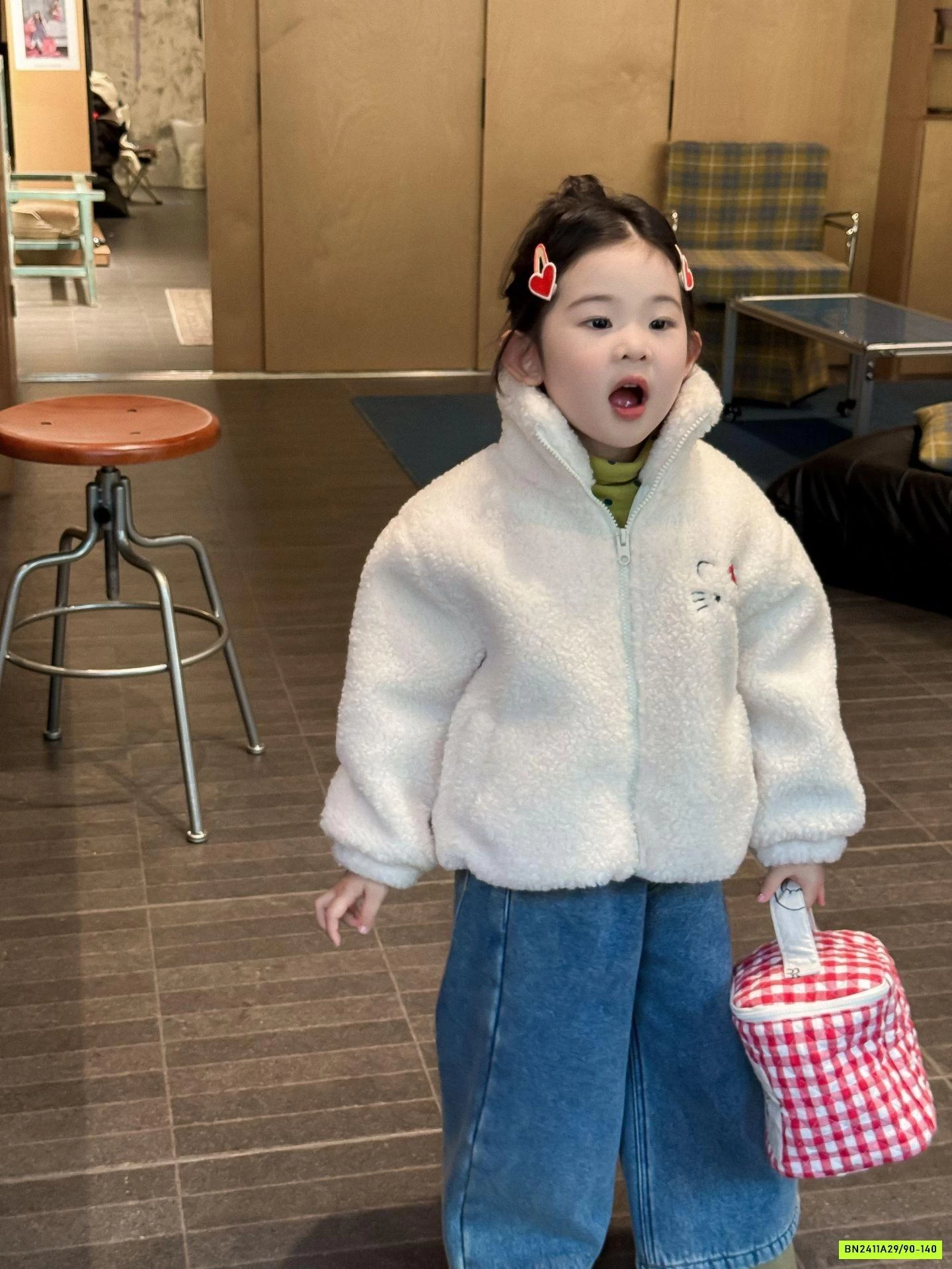 KHOÁC LÔNG CỪU KITTY