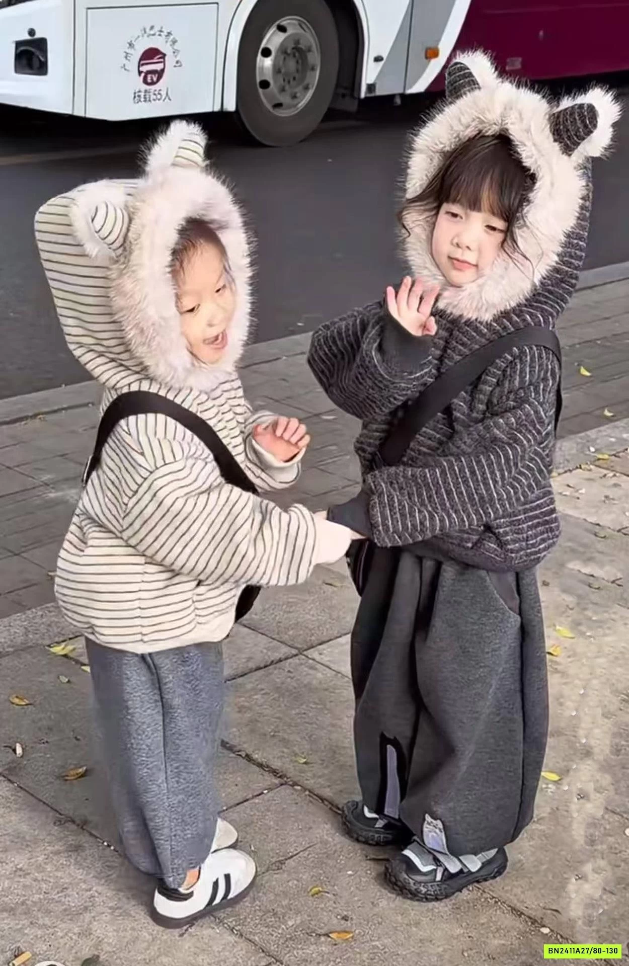 HOODIE NỈ TAI MÈO LÓT LÔNG CỪU