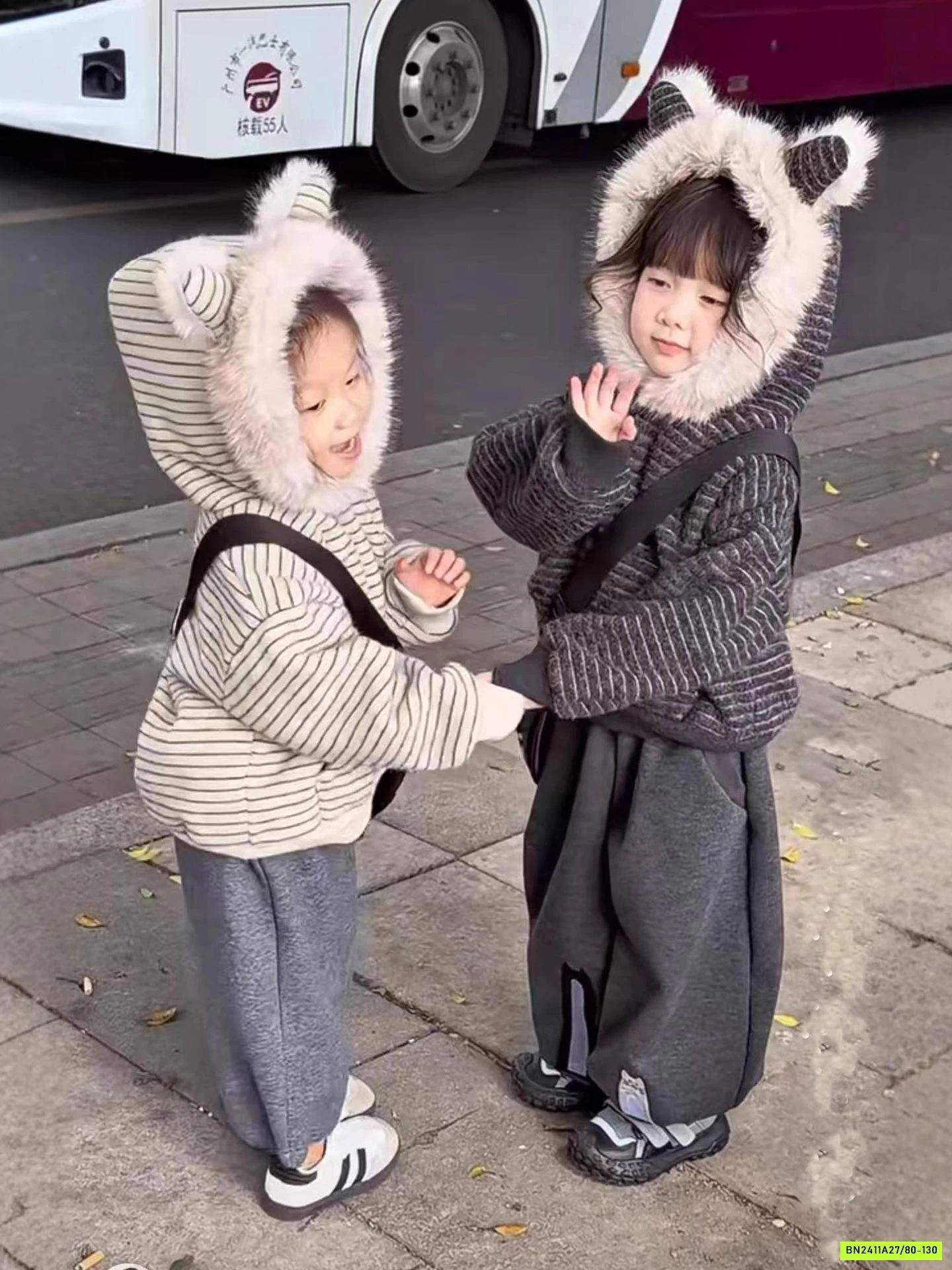 HOODIE NỈ TAI MÈO LÓT LÔNG CỪU