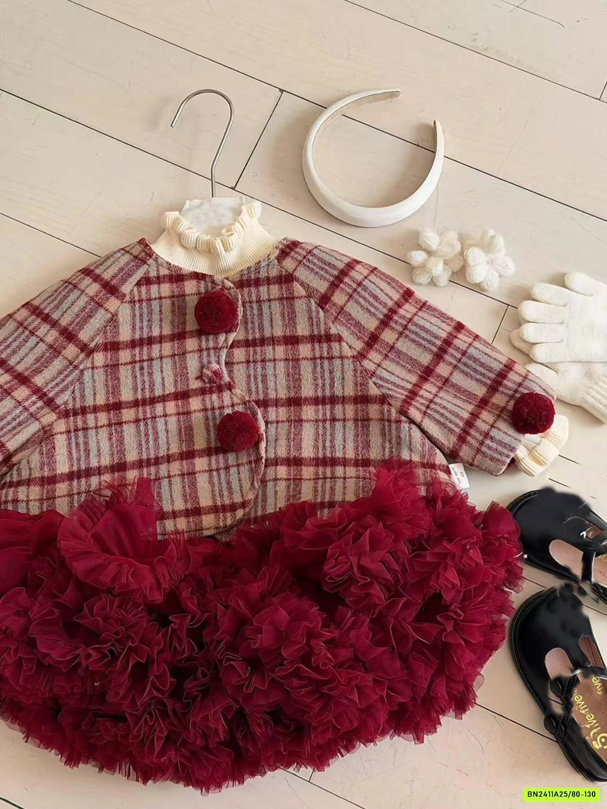 SÉT VÁY CARO ĐỎ DIỆN TẾT