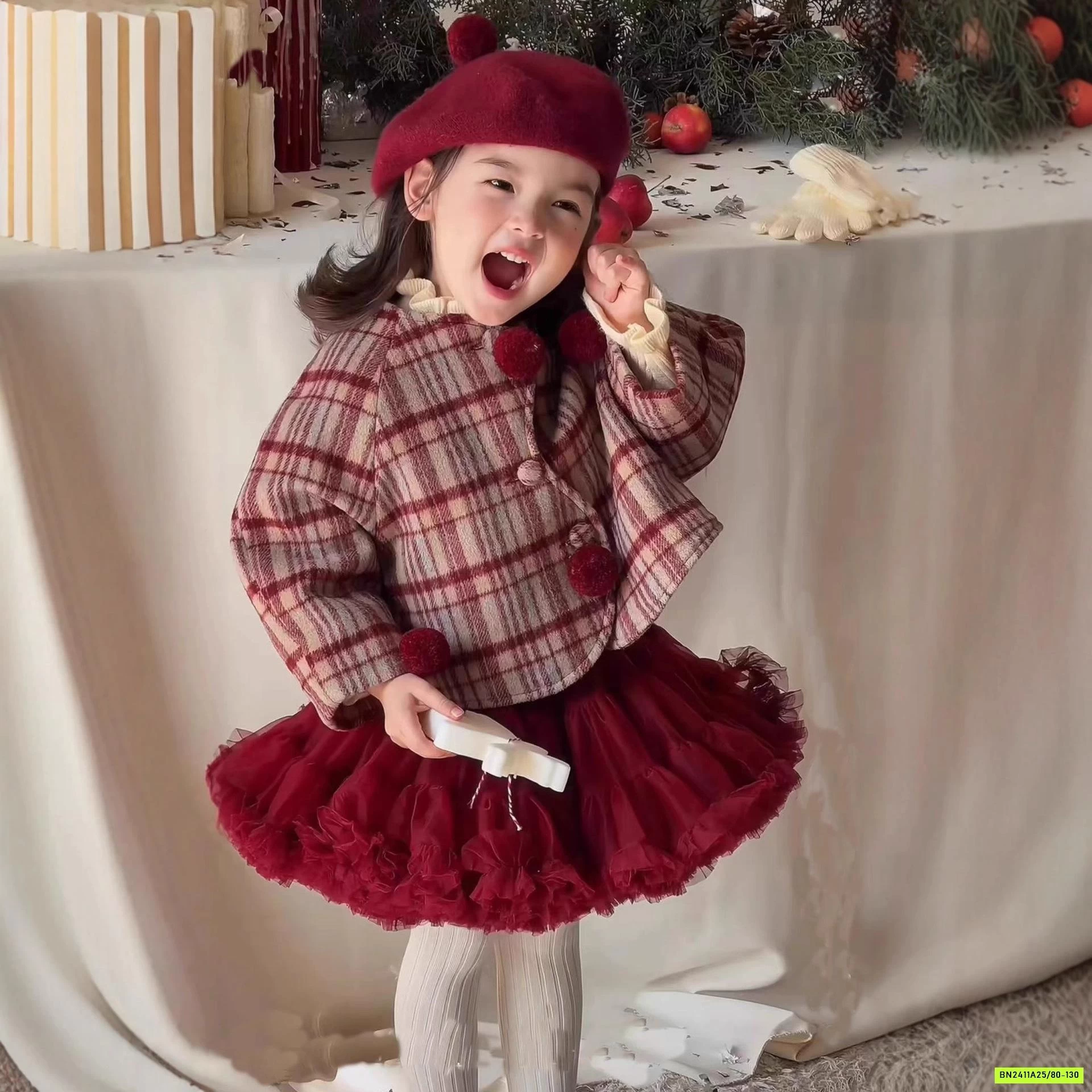 SÉT VÁY CARO ĐỎ DIỆN TẾT