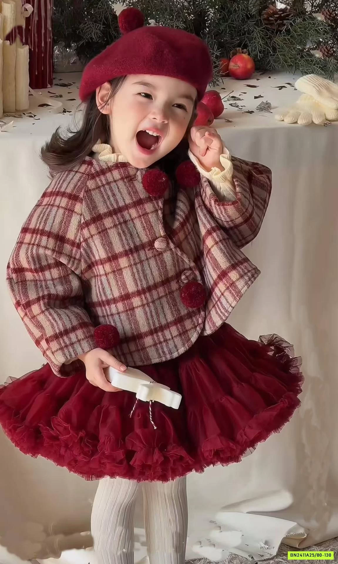 SÉT VÁY CARO ĐỎ DIỆN TẾT