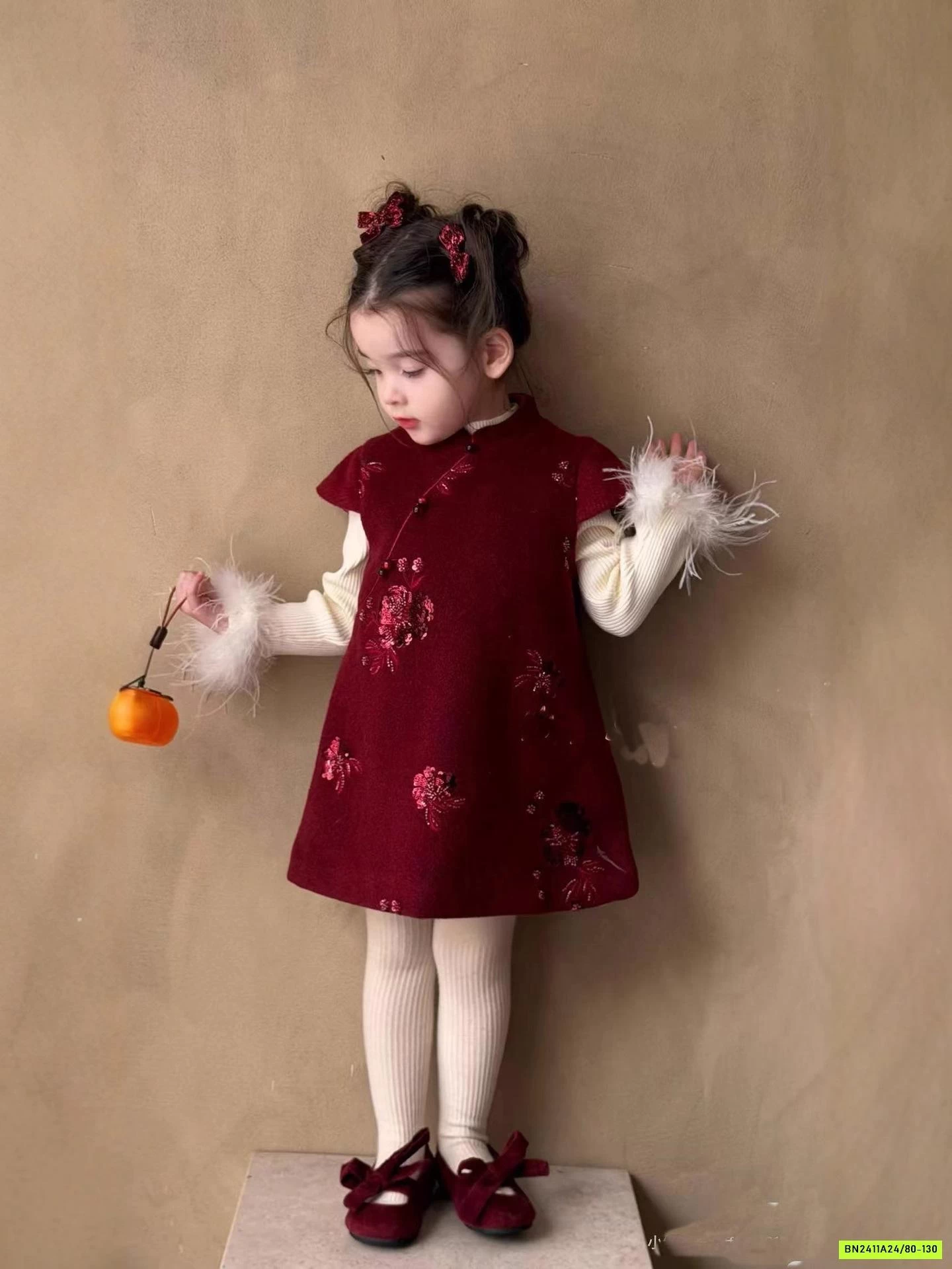 SÉT SƯỜN XÁM NHUNG ĐỎ