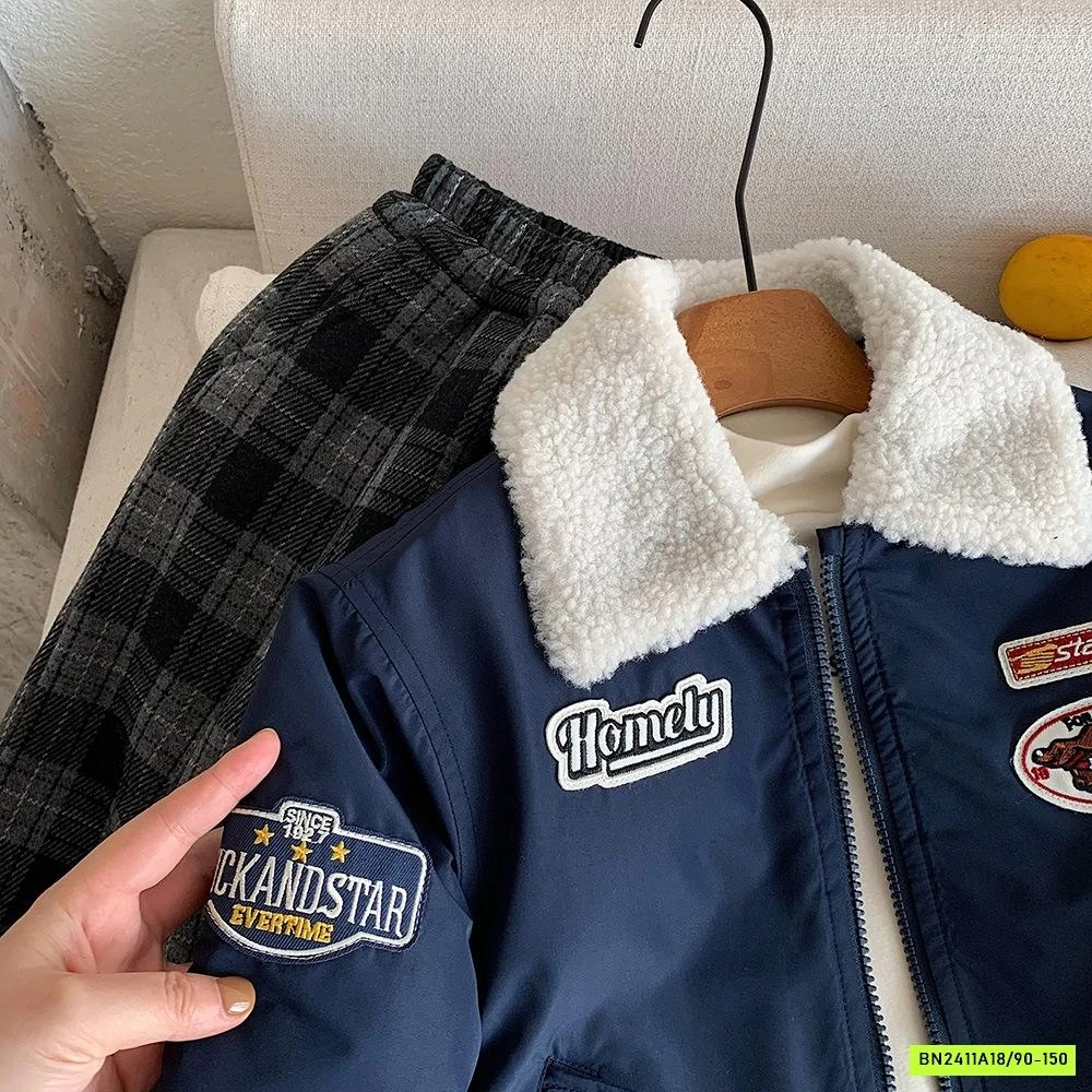 KHOÁC PHI CÔNG PHỐI CỔ LÔNG TRẦN TRÁM