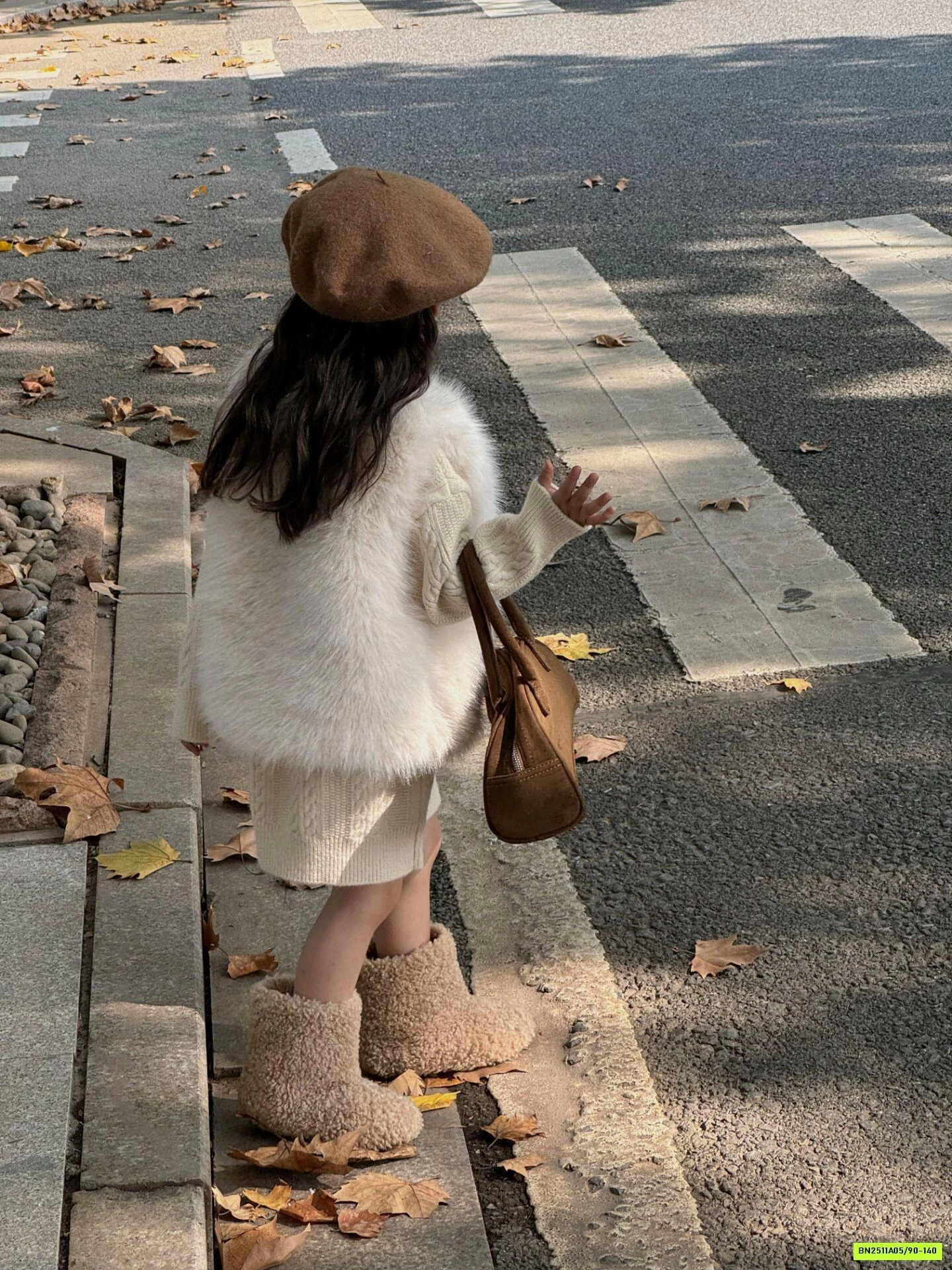 ĐẦM LEN LADY MIX KHOÁC LÔNG