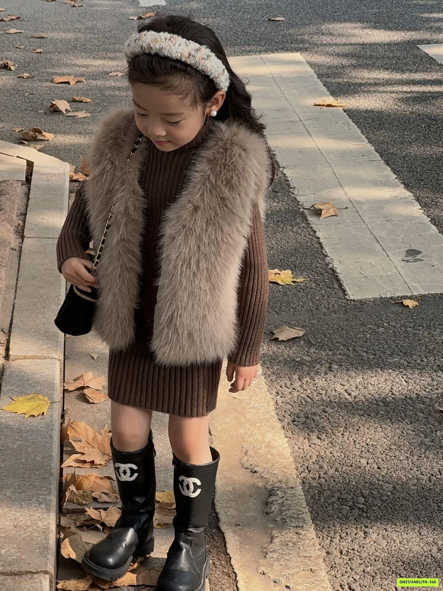 ĐẦM LEN LADY MIX KHOÁC LÔNG