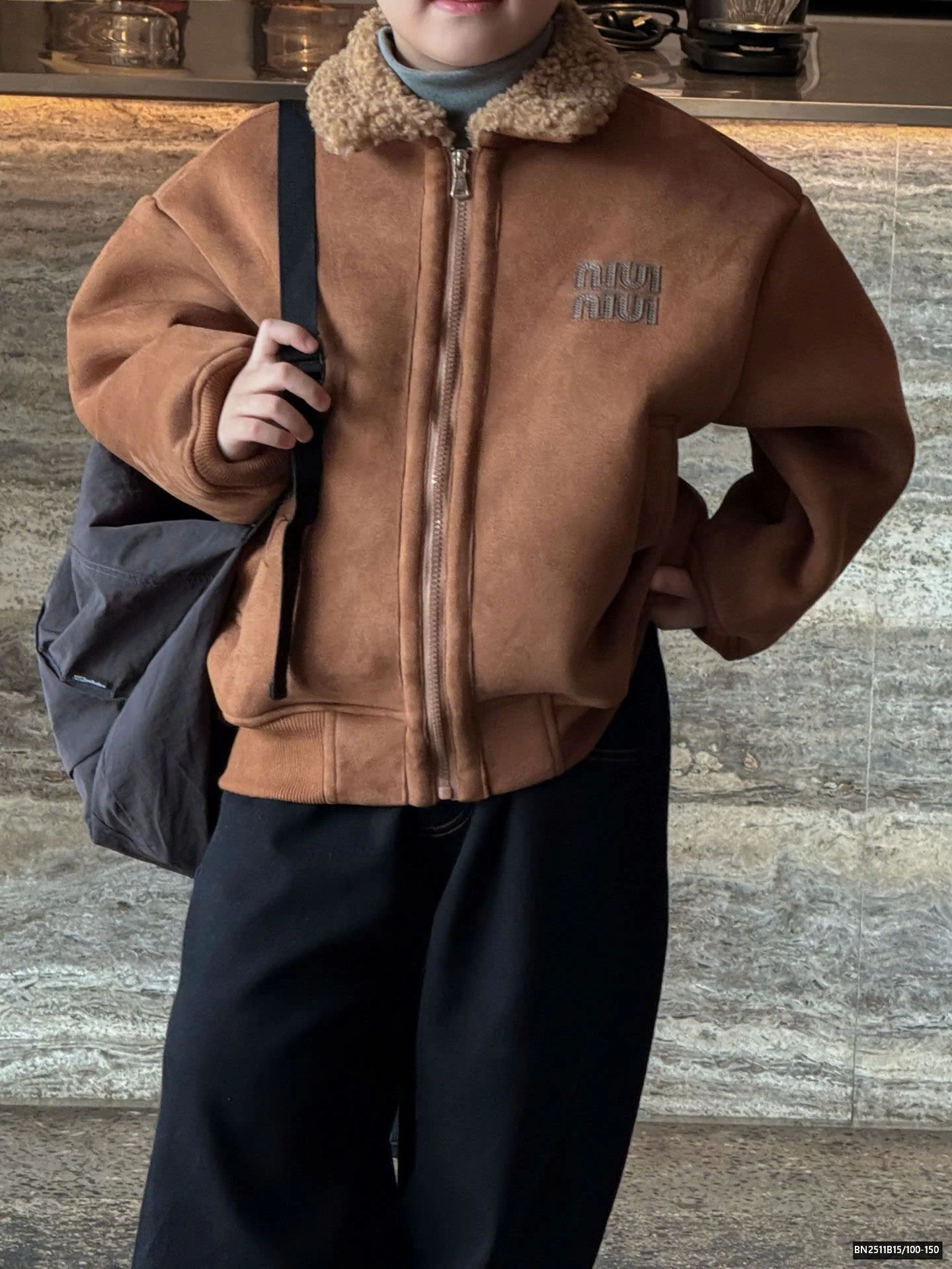 ÁO KHOÁC DA LỘN MININ LÓT LÔNG