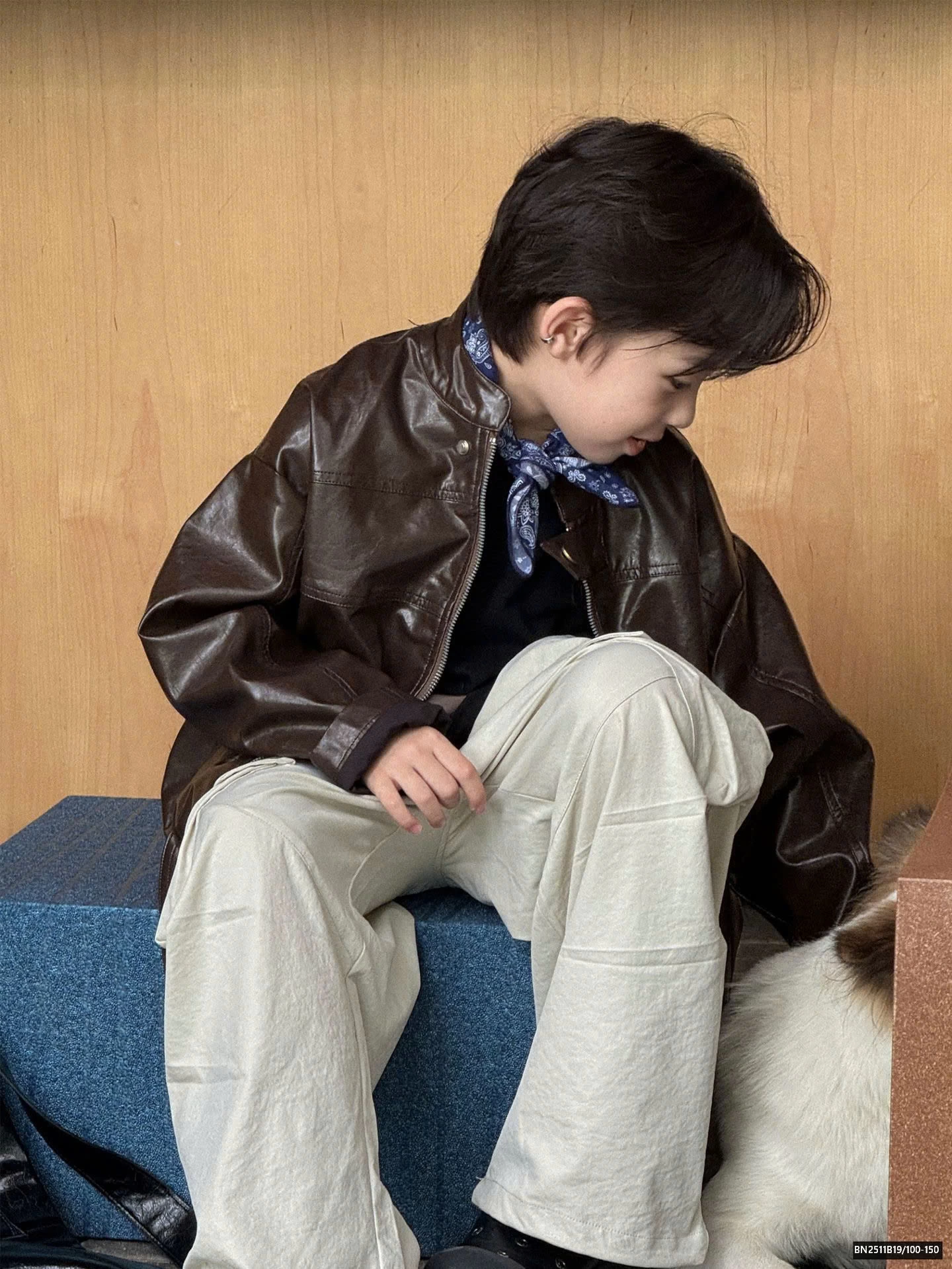 ÁO KHOÁC DA KÉO KHÓA CÁ TÍNH