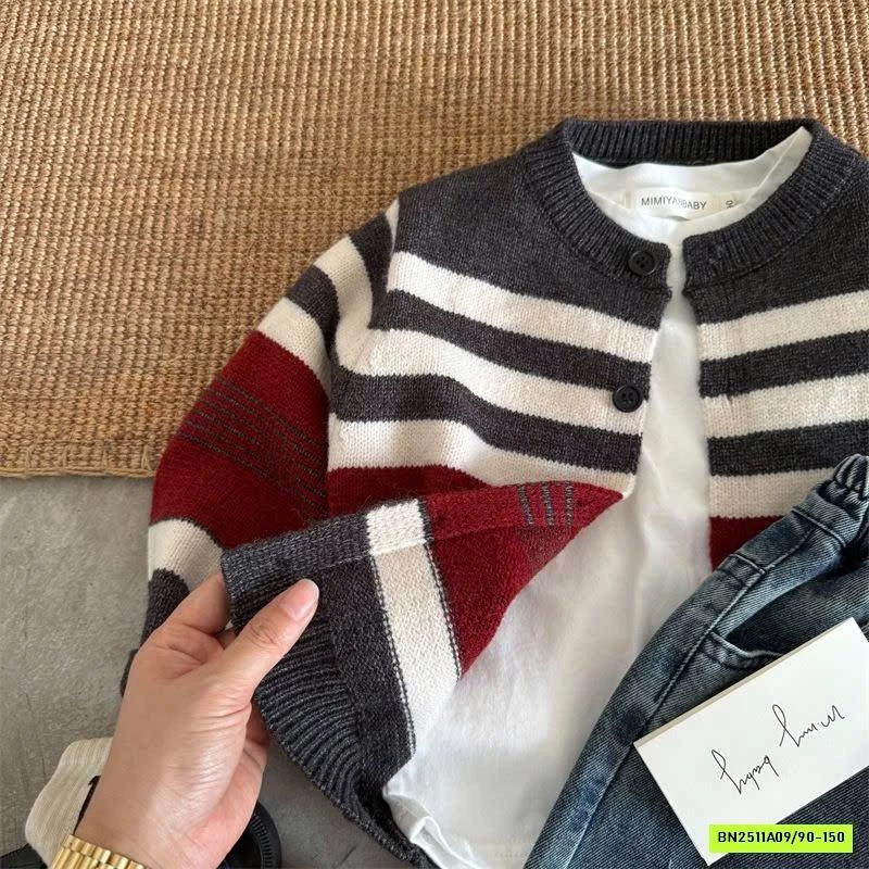 ÁO LEN XÁM KẺ ĐỎ MMY