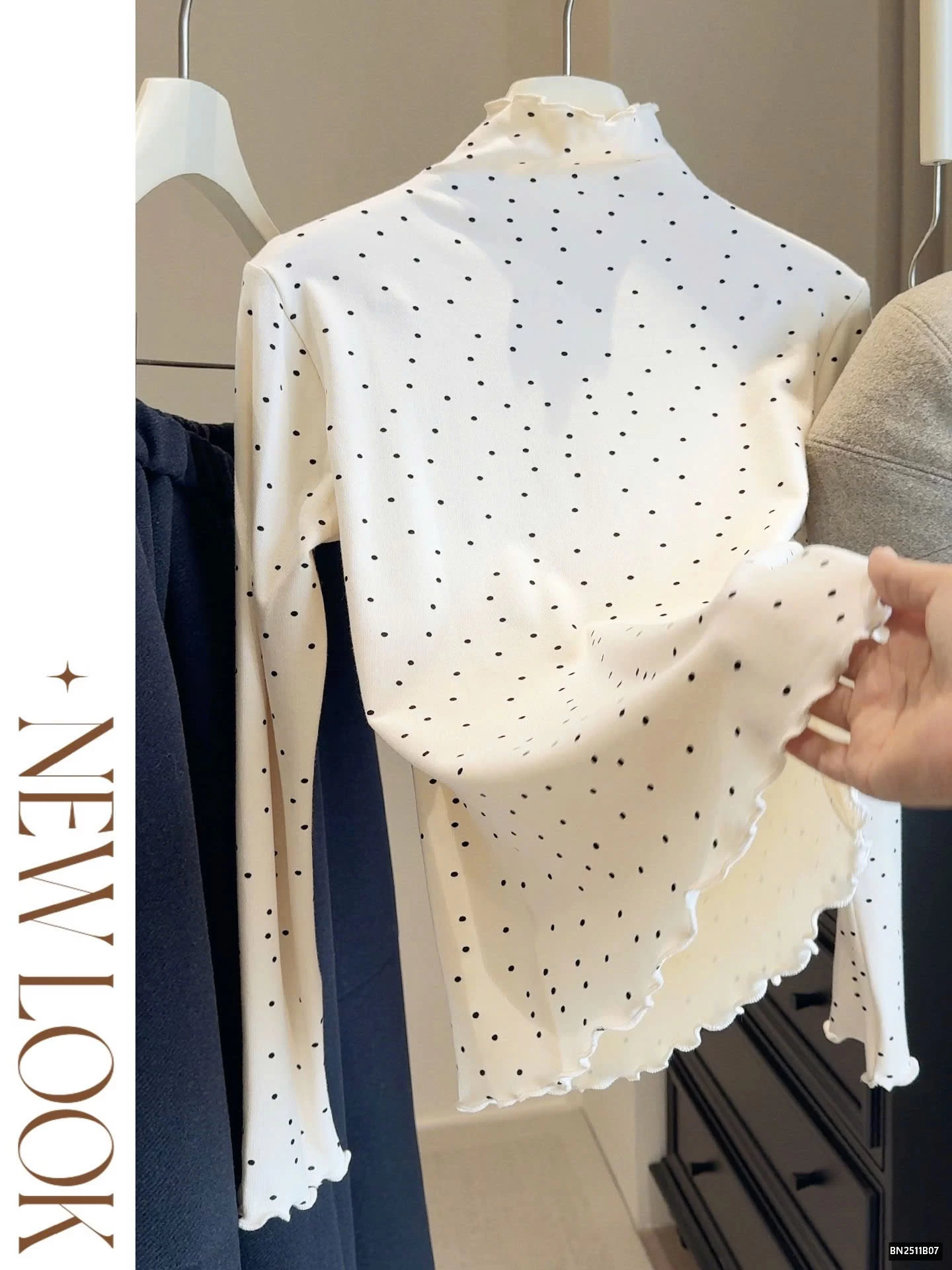 ÁO GIỮ NHIỆT CHẤM BI ANNA