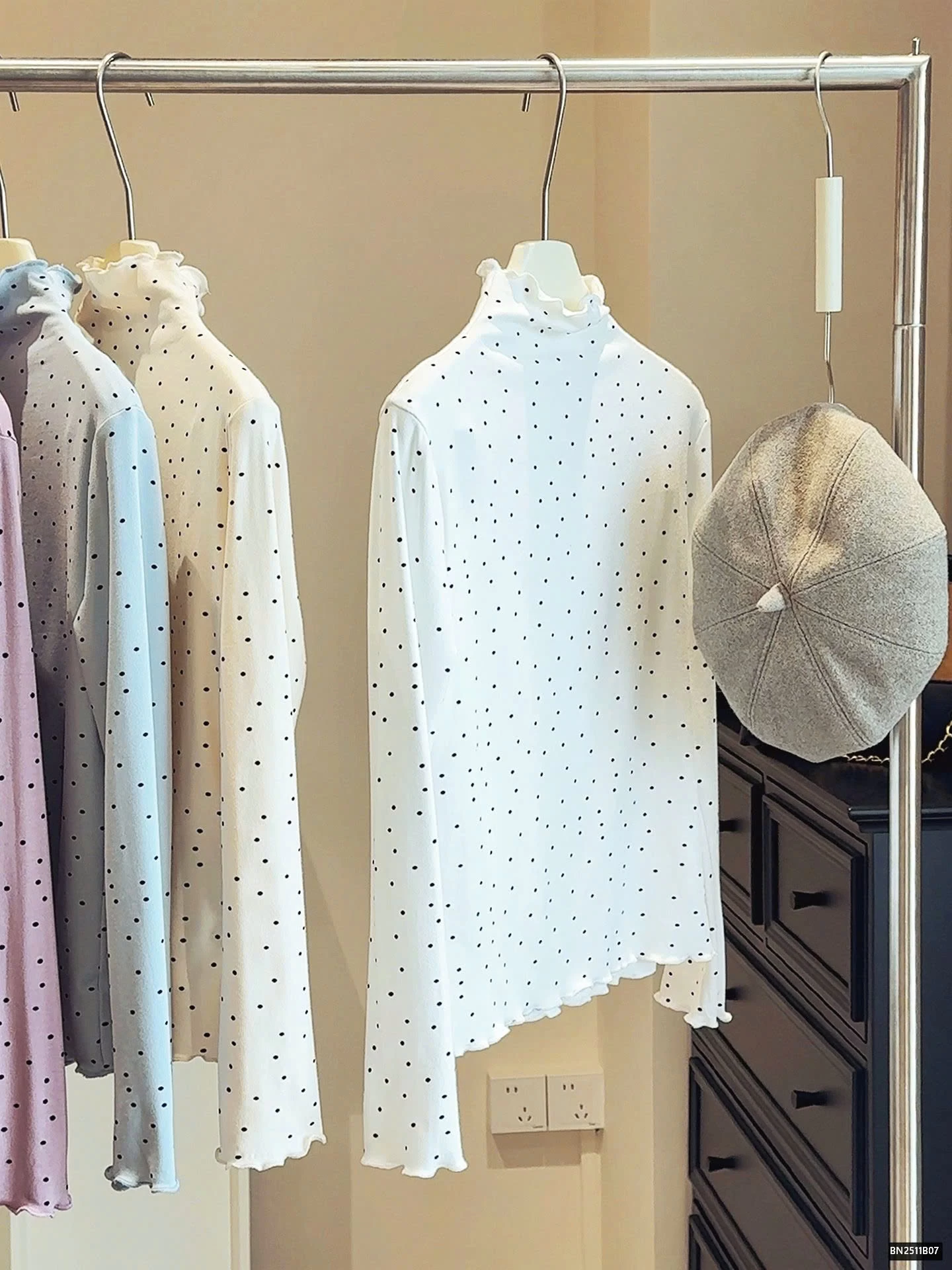 ÁO GIỮ NHIỆT CHẤM BI ANNA