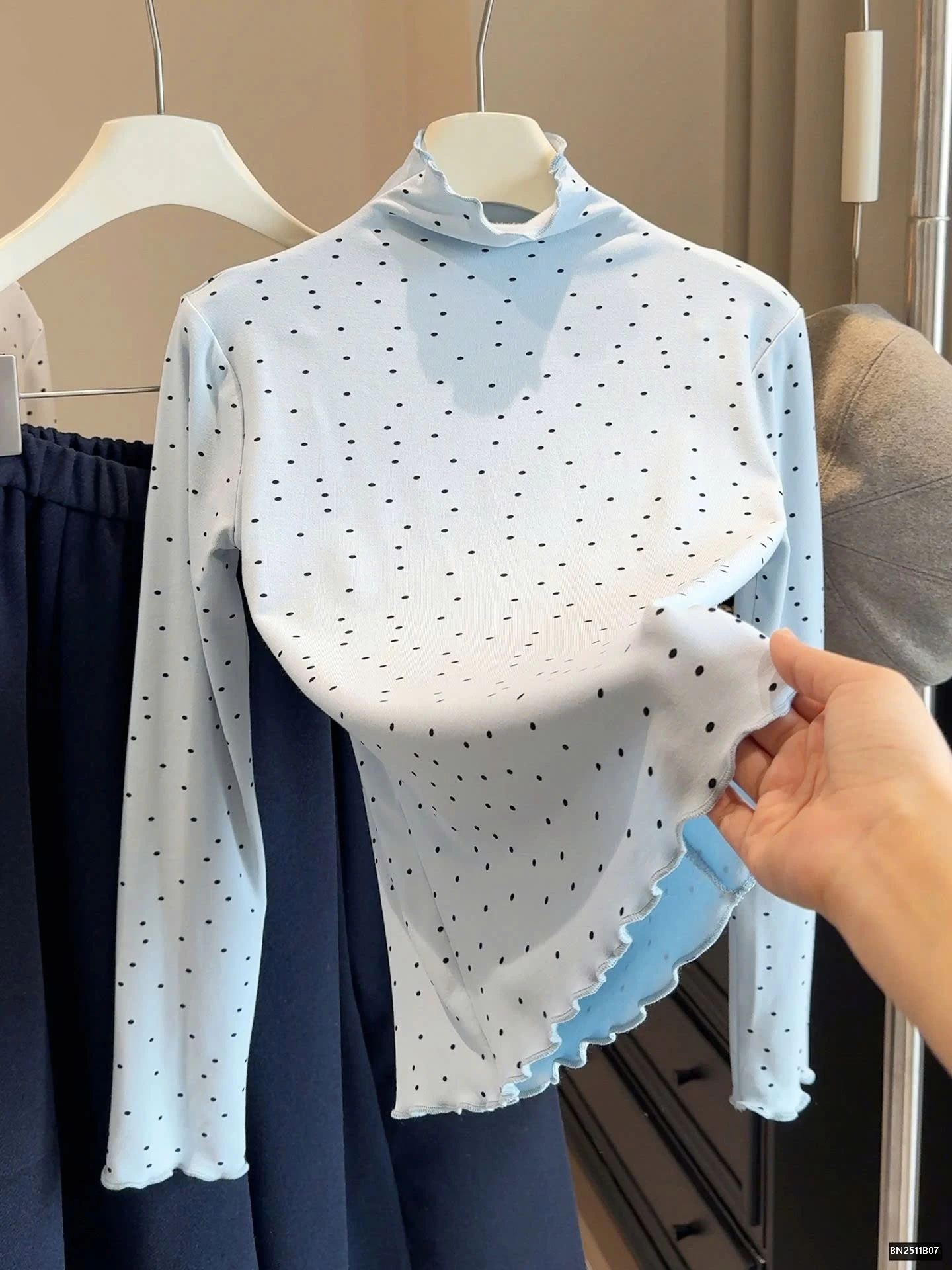 ÁO GIỮ NHIỆT CHẤM BI ANNA