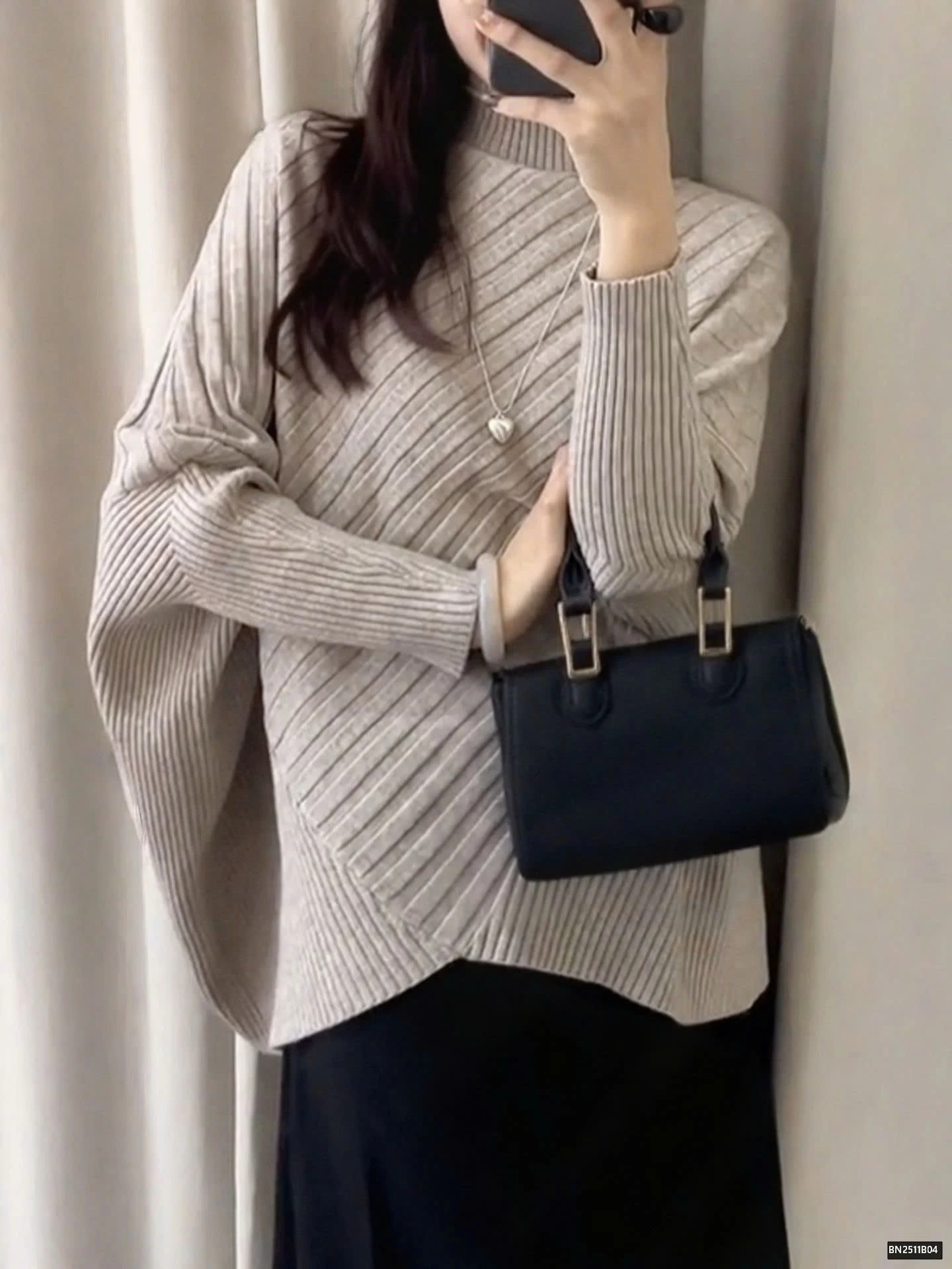 ÁO LEN CÁNH RƠI CAO CỔ ANNA