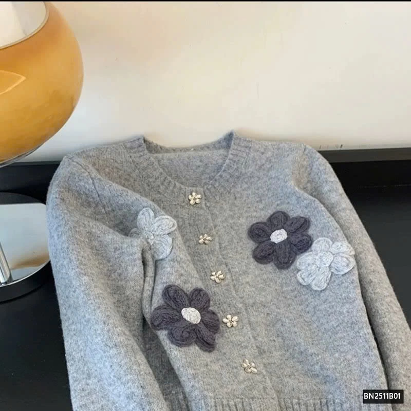 ÁO LEN XÁM HOA NỔI