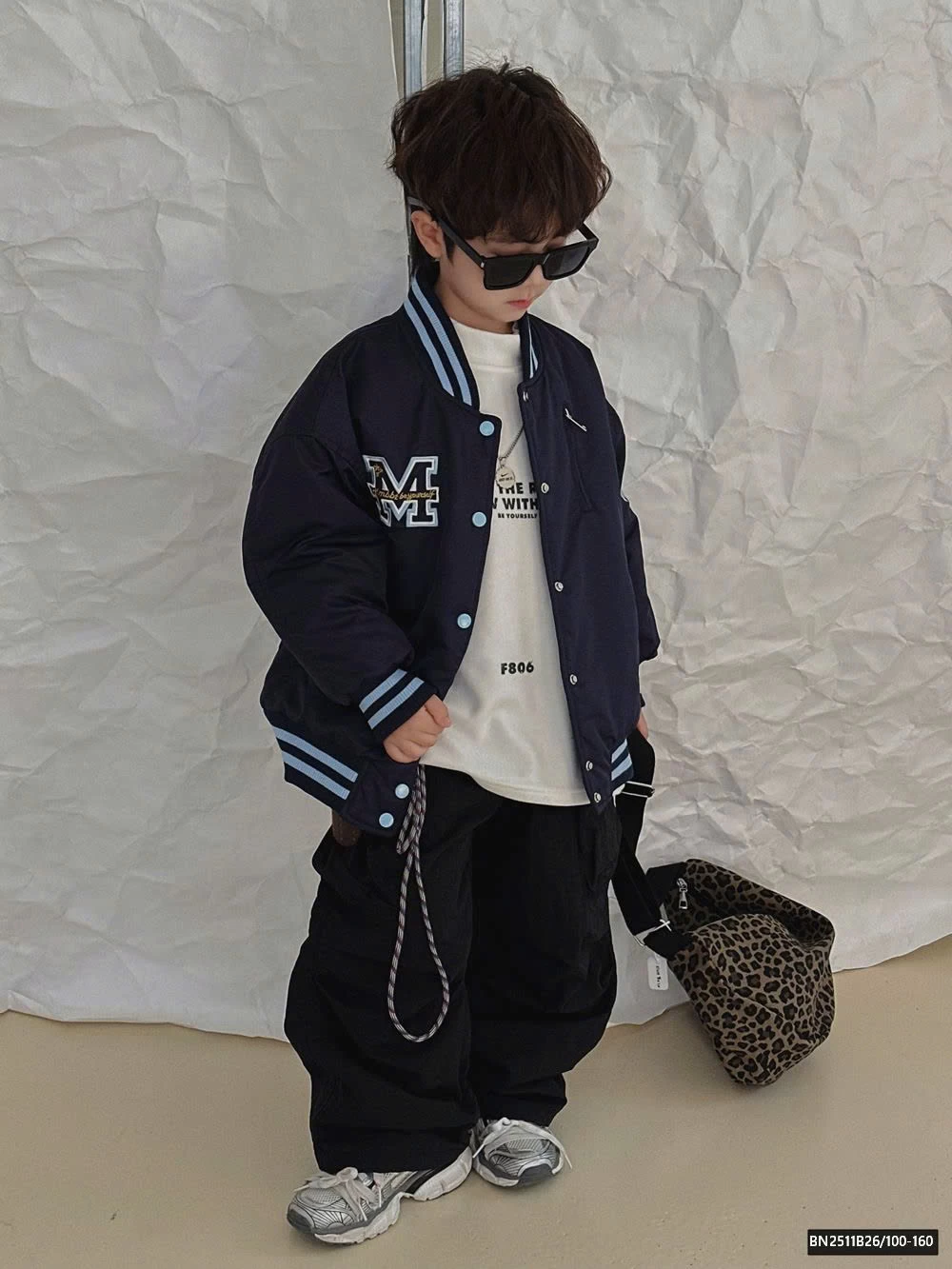 ÁO NỈ CHỮ NHỎ CỔ 3P