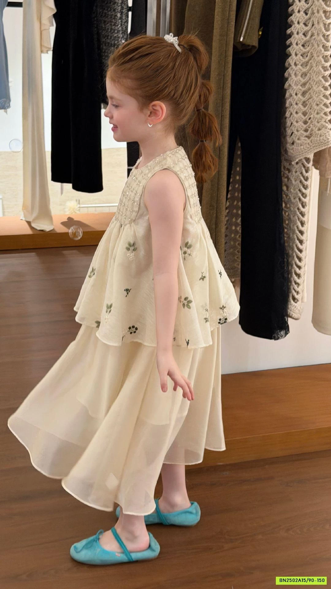 ĐẦM HOA THÊU CAO CẤP ĐÍNH CƯỜM