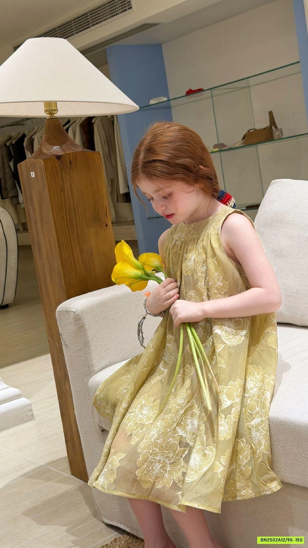 ĐẦM VOAN HOA CỔ YẾM