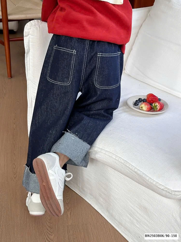 QUẦN JEAN XANH ĐẬM GẤP GẤ AMBB 25A008