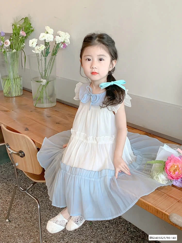 ĐẦM XÒE ĐUÔI CÁ PHỐI XANH