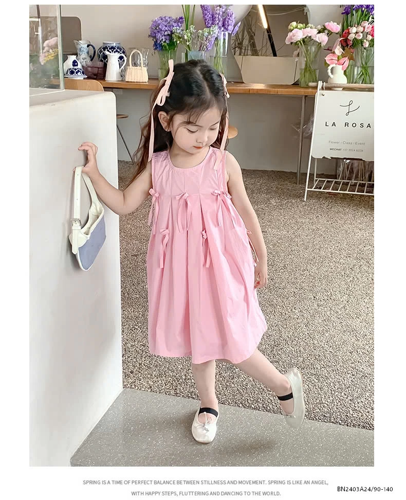 ĐẦM HỒNG GẮN NƠ