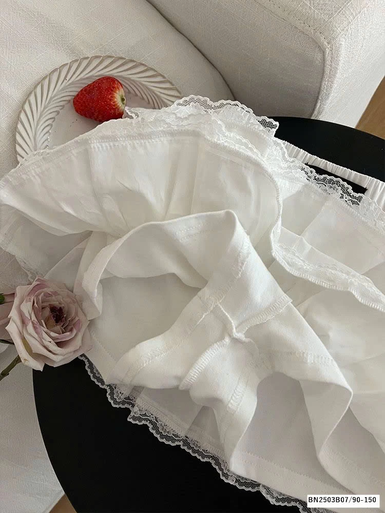 CHÂN VÁY REN TẦNG MIX ÁO THUN NƠ ĐỎ AMBB