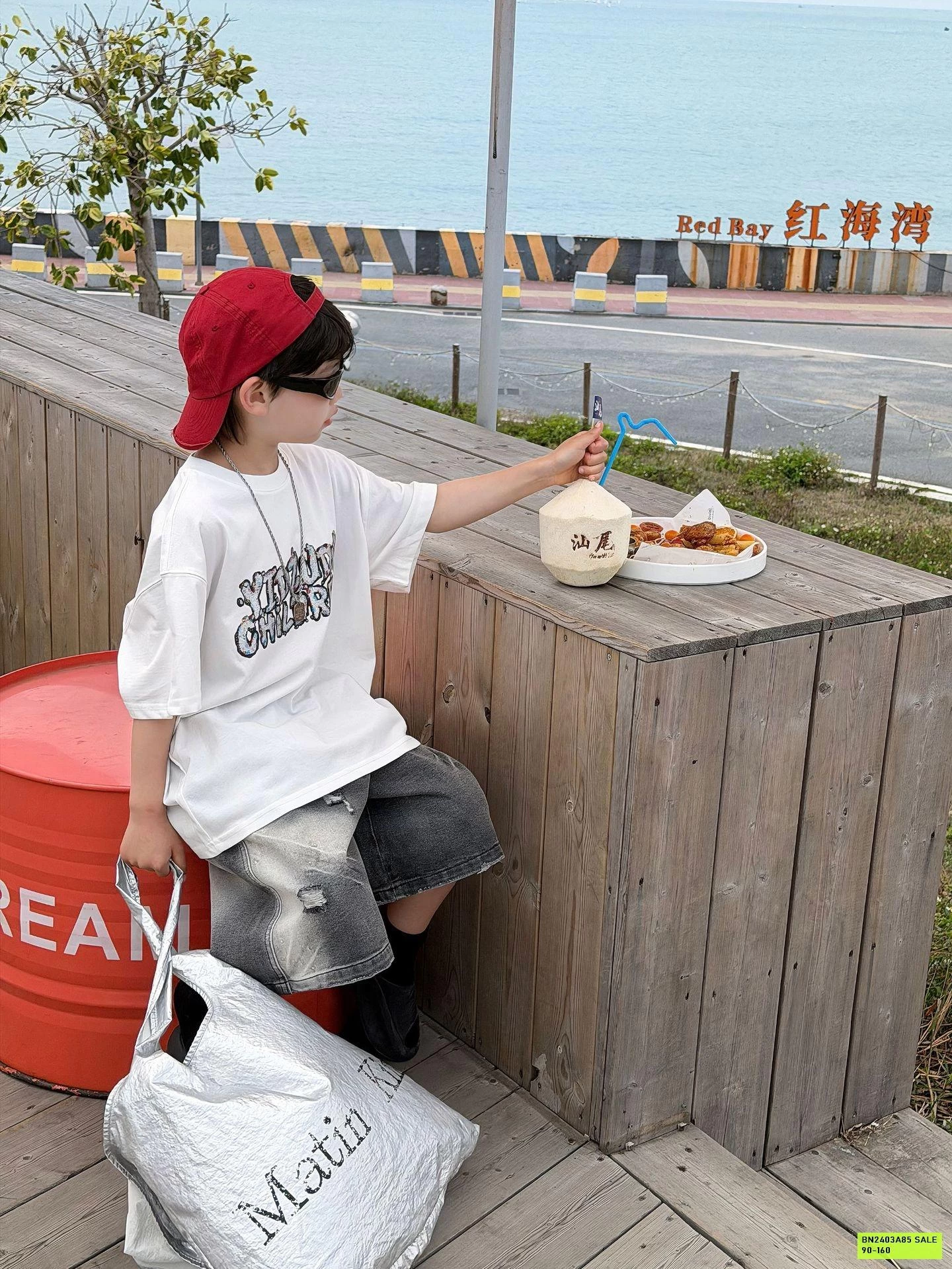 ÁO THUN TRẮNG IN CHỮ SẮC MÀU FANSHU