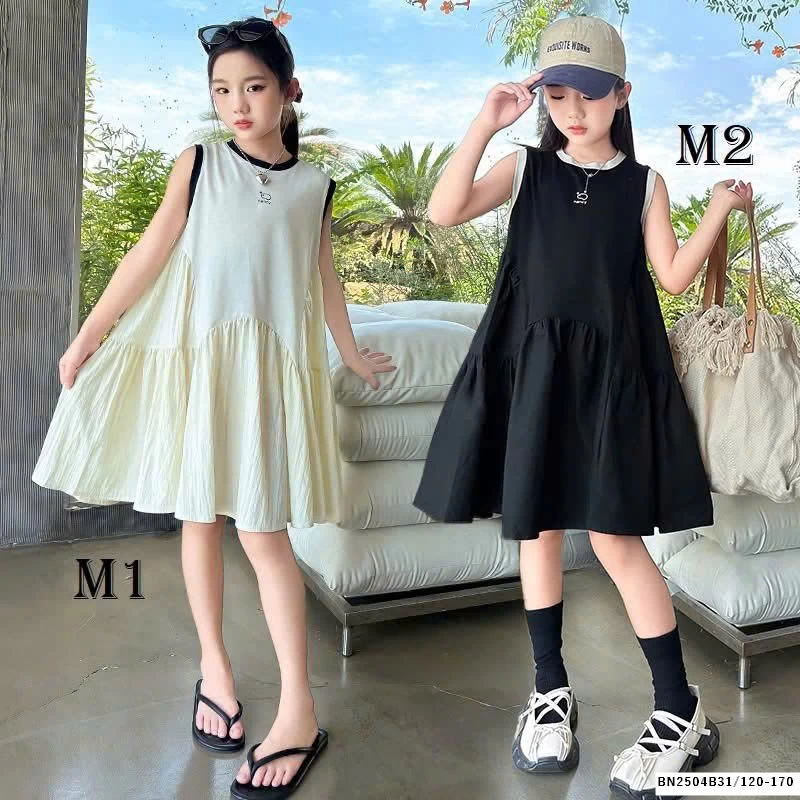 VÁY SUÔNG XOÈ SÁT NÁCH BÉ GÁI