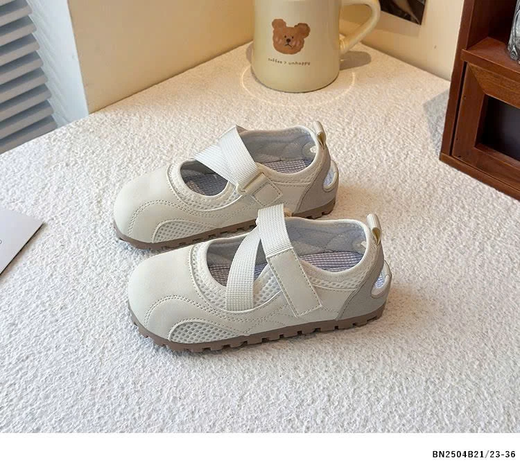 GIÀY QUAI DÁN THỐNG KHÍ