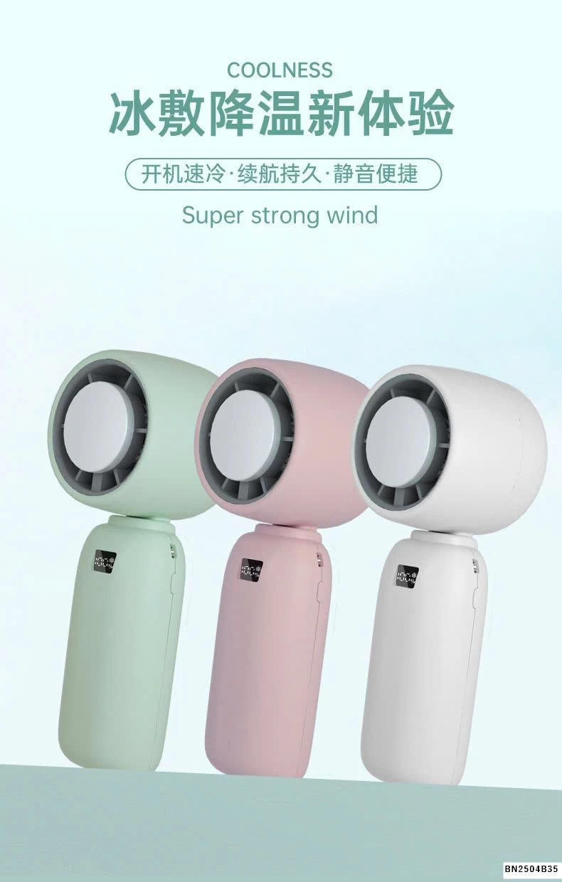 QUẠT CẦM TAY MÙA HÈ