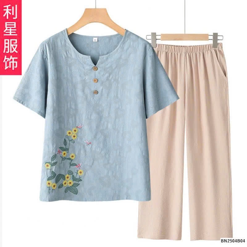 ÁO BỘ TRUNG NIÊN NỮ