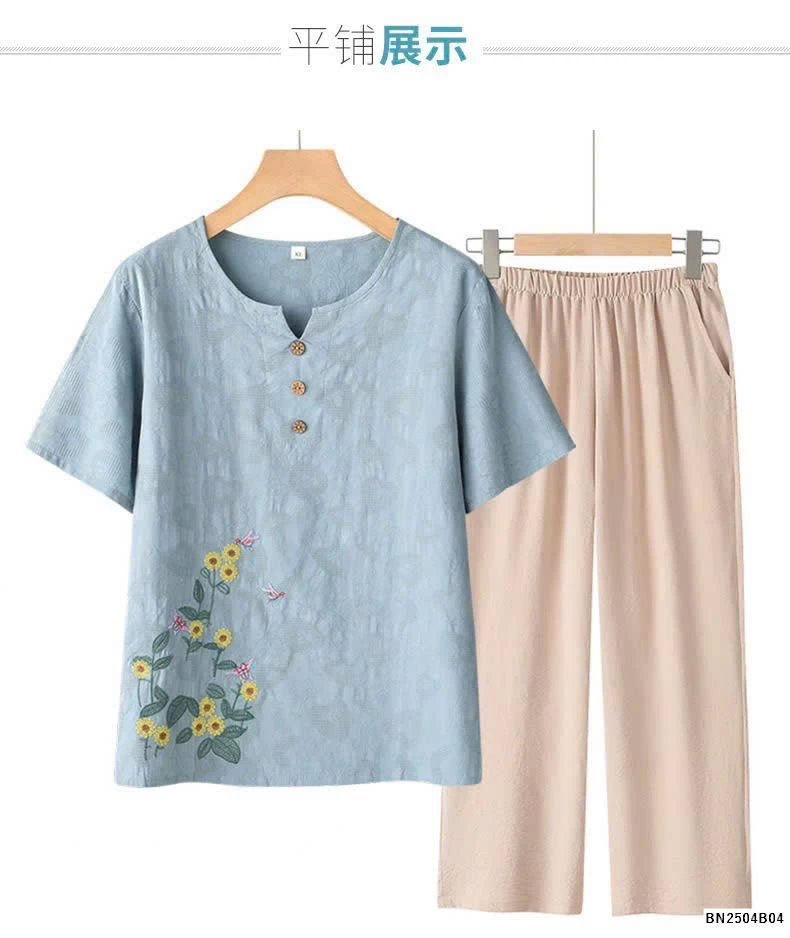 ÁO BỘ TRUNG NIÊN NỮ