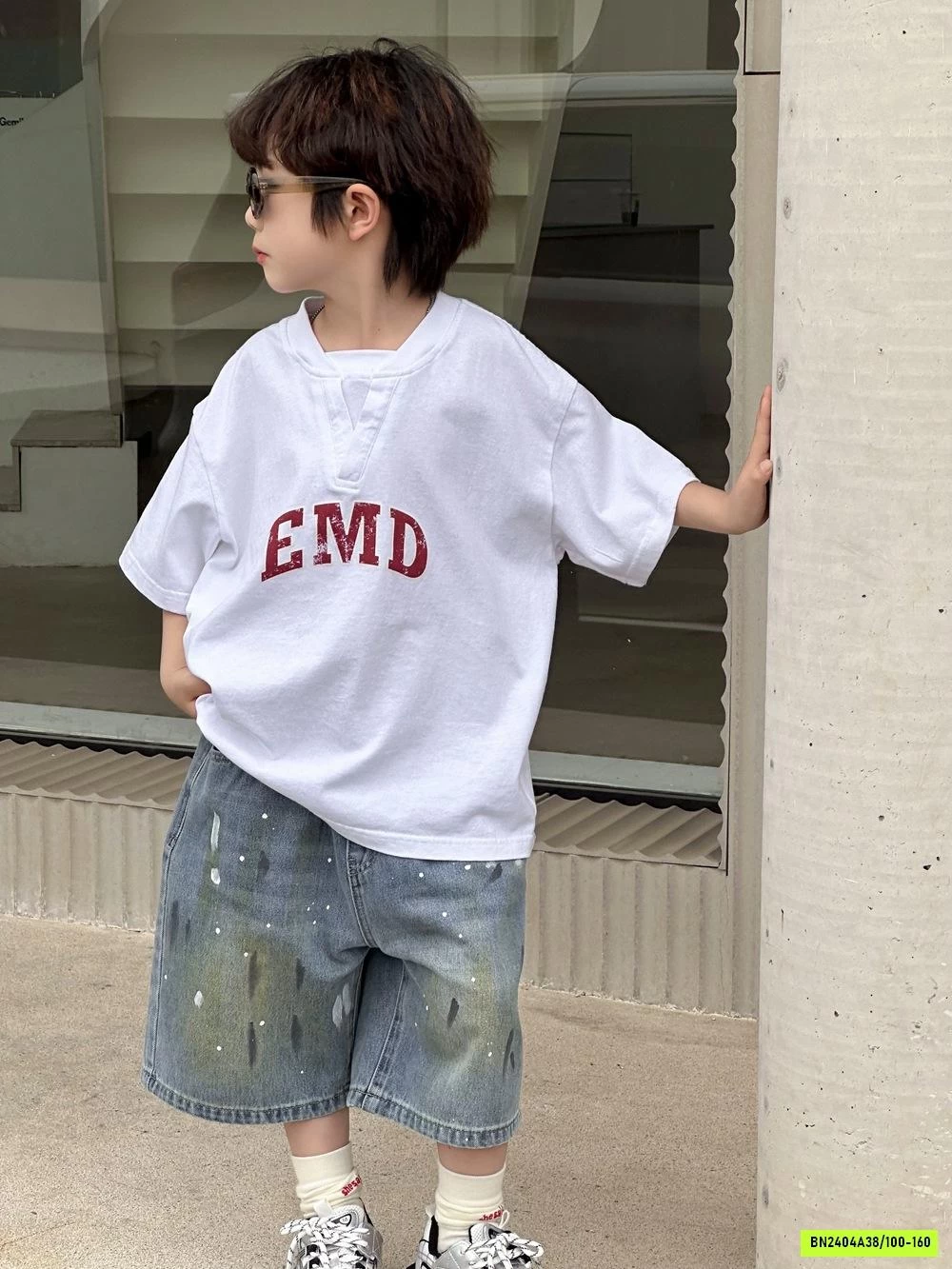 ÁO THUN TRẮNG EMD AFTE