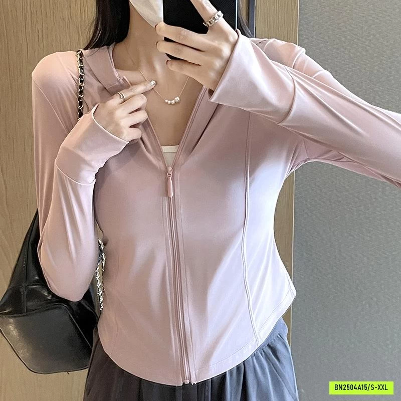 KHOÁC TẬP CHỐNG NẮNG SU ĐÚC