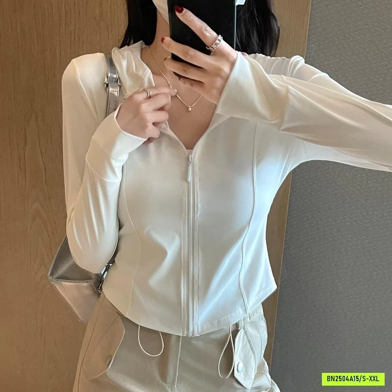 KHOÁC TẬP CHỐNG NẮNG SU ĐÚC