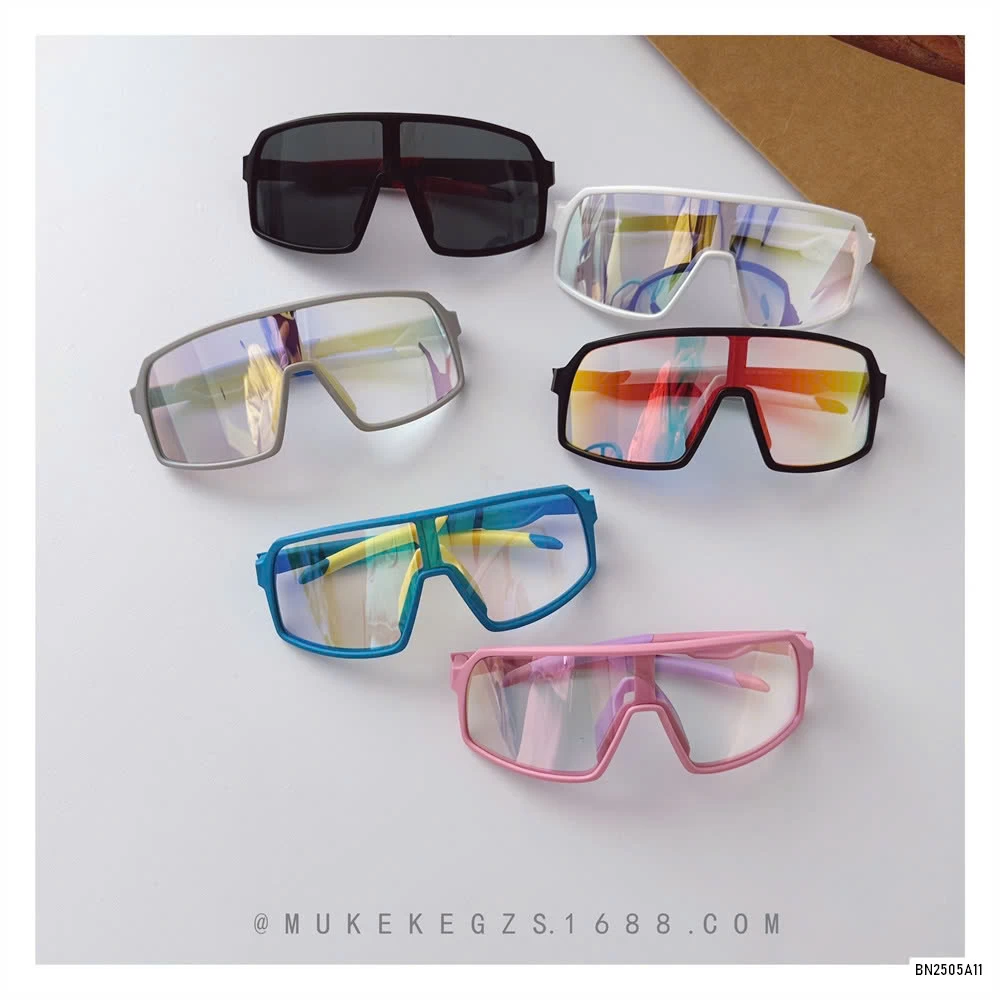 KÍNH RÂM BẢN TO CHỐNG NẮNG CHỐNG GIÓ