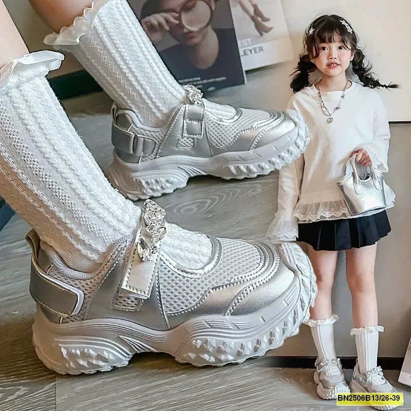 GIÀY THỂ THAO THOÁNG KHÍ BG