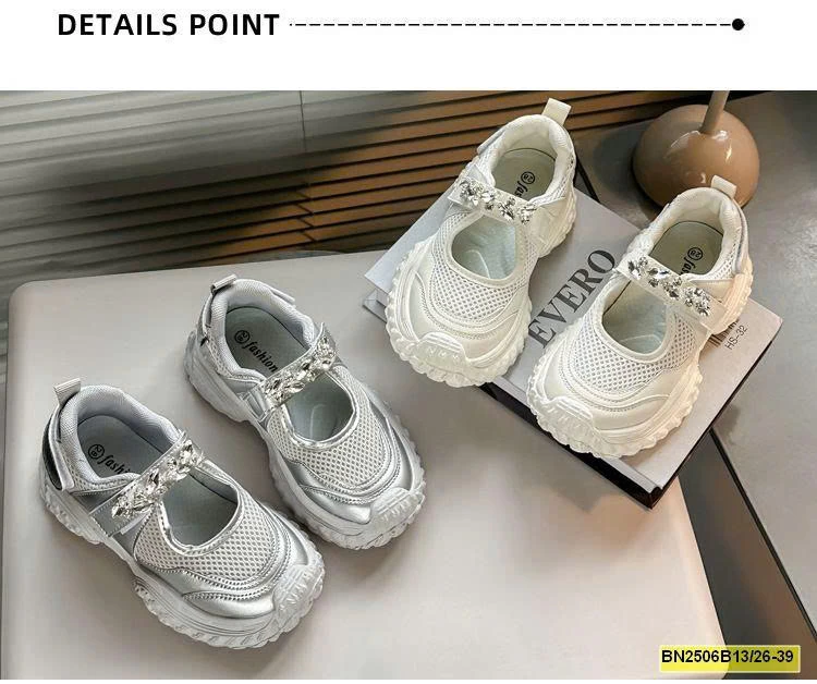 GIÀY THỂ THAO THOÁNG KHÍ BG