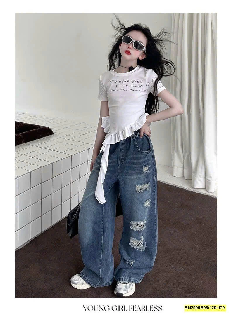 ÁO CỘC TAY VIỀN BÈO PHỐI QUẦN JEAN SUÔNG RÁCH