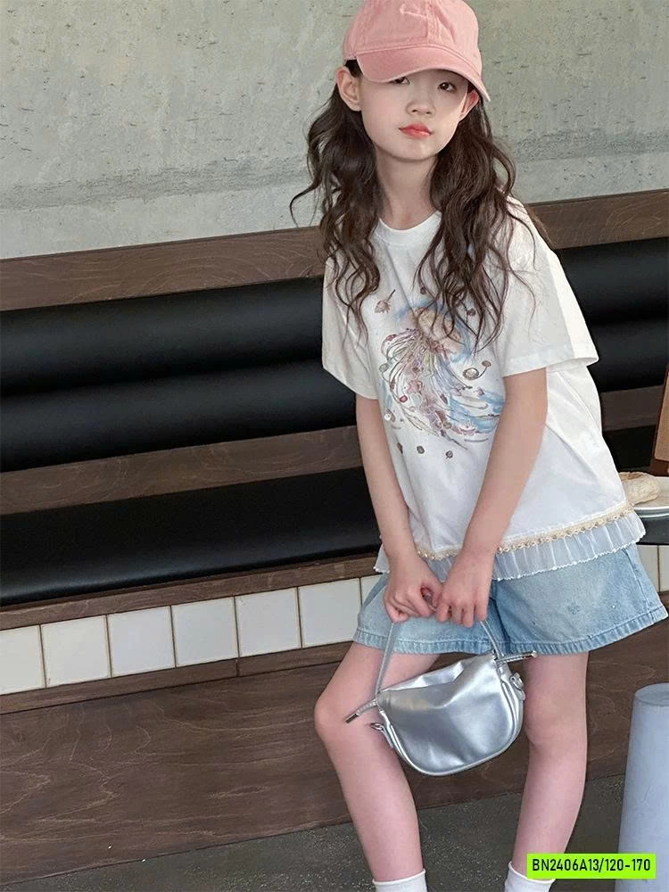 ÁO THUN VIỀN REN MIX SHORT JEANS