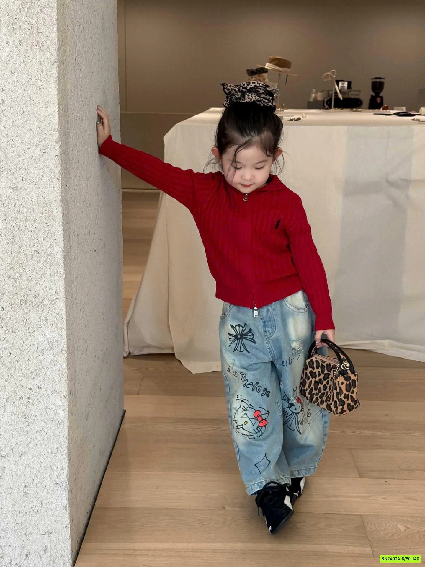 ÁO KHOÁC LEN ĐỎ MIX JEANS SUÔNG