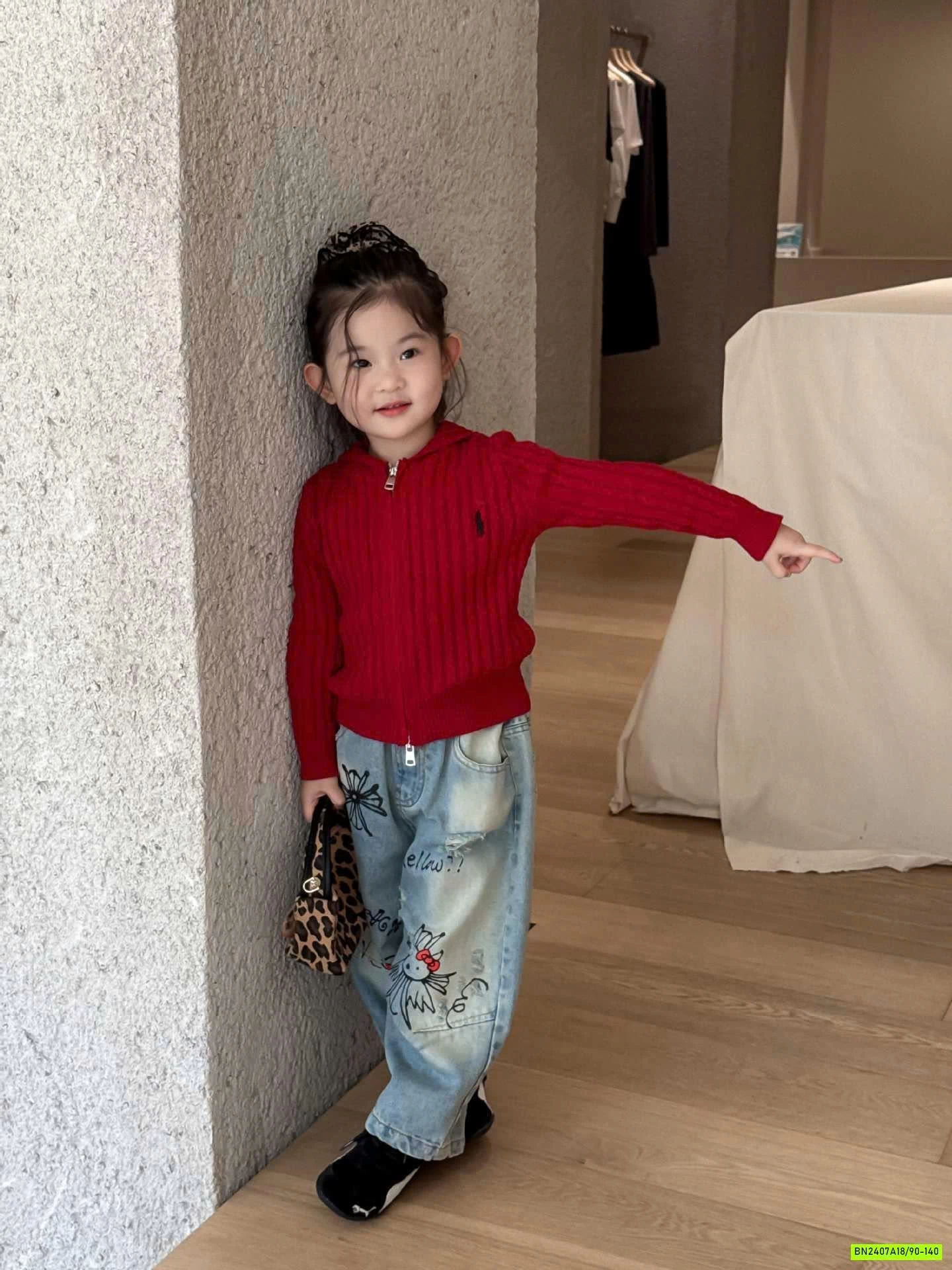 ÁO KHOÁC LEN ĐỎ MIX JEANS SUÔNG