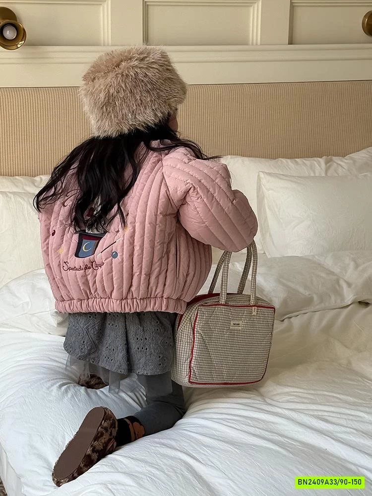 KHOÁC BOMBER THÊU HÌNH LÓT LÔNG