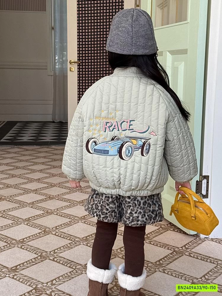 KHOÁC BOMBER THÊU HÌNH LÓT LÔNG