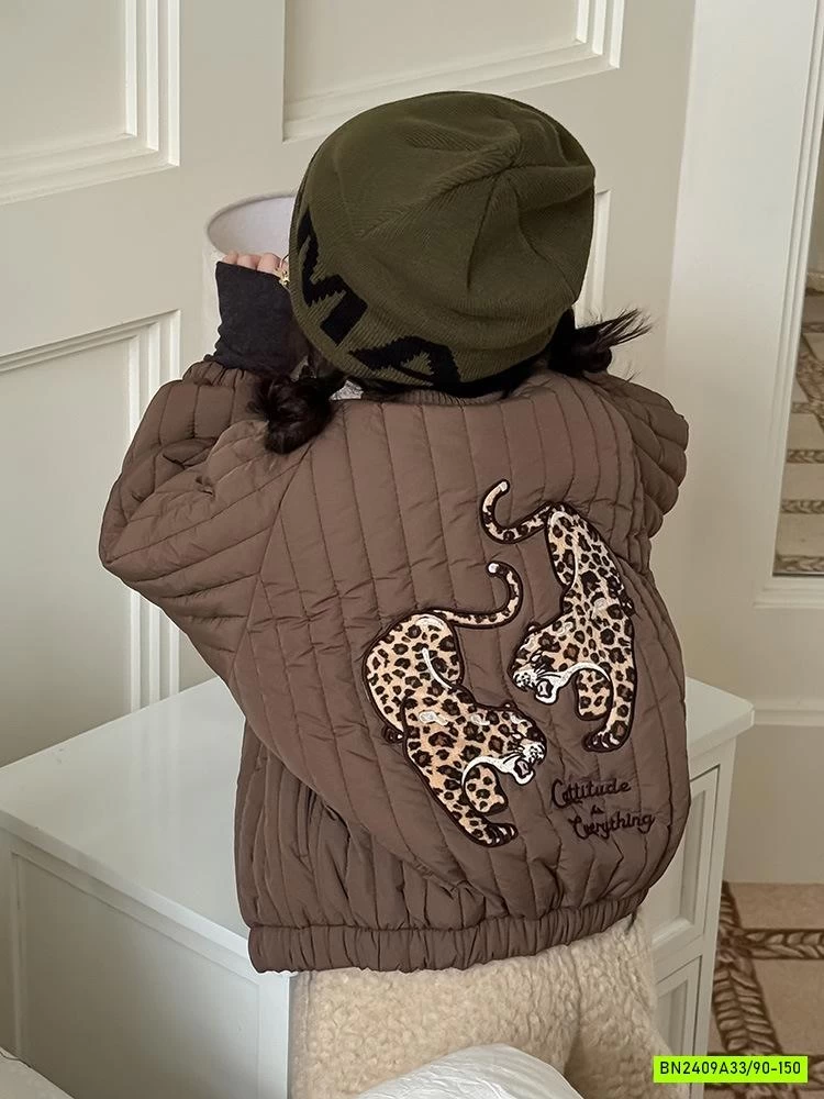 KHOÁC BOMBER THÊU HÌNH LÓT LÔNG