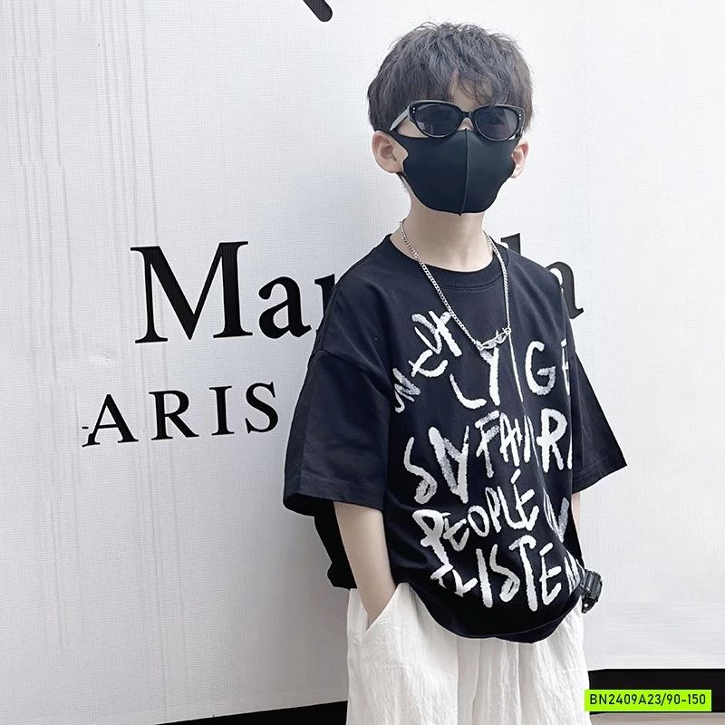 ÁO THUN ĐEN IN CHỮ TRẮNG