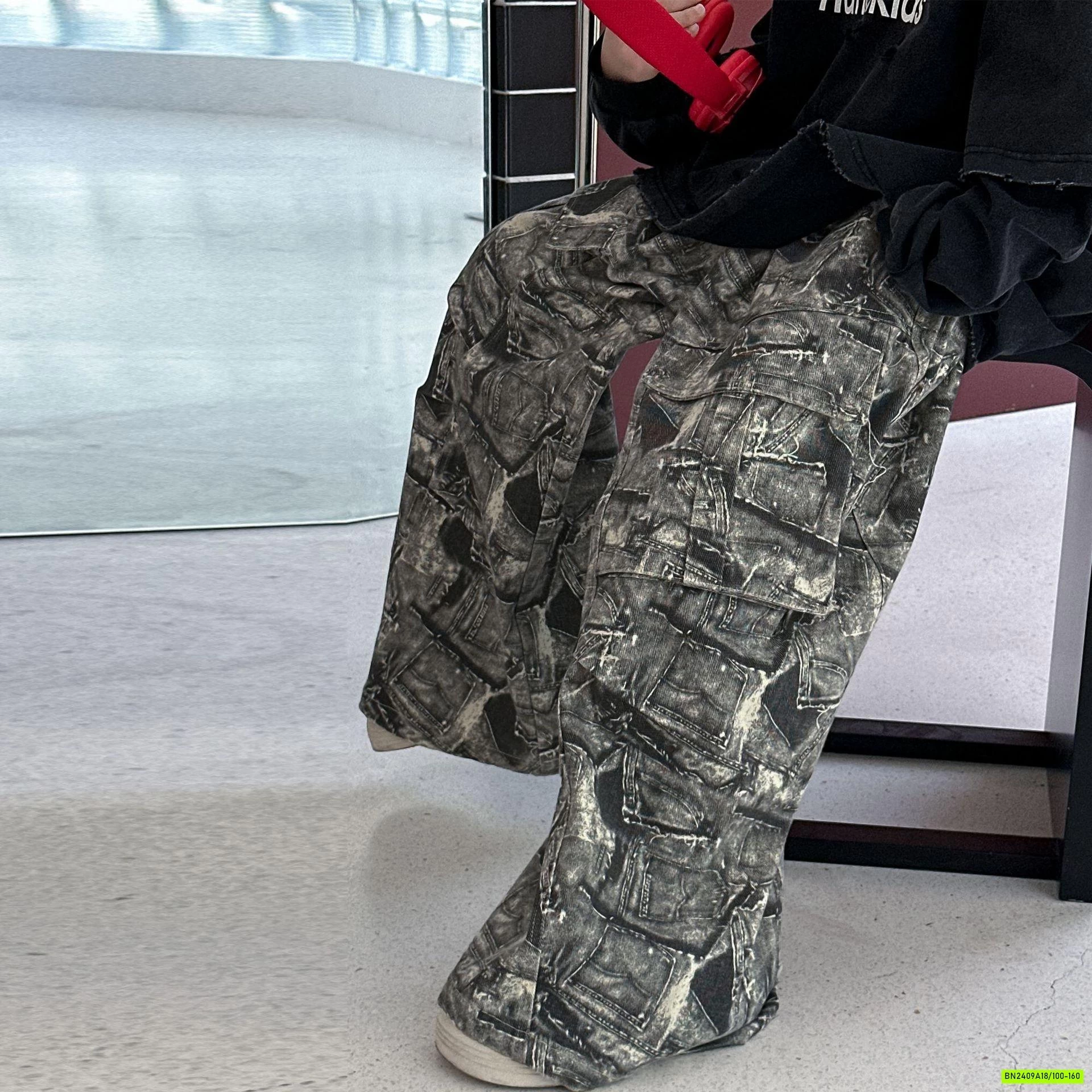 QUẦN HỌA TIẾT TÚI HỘP CÁ TÍNH