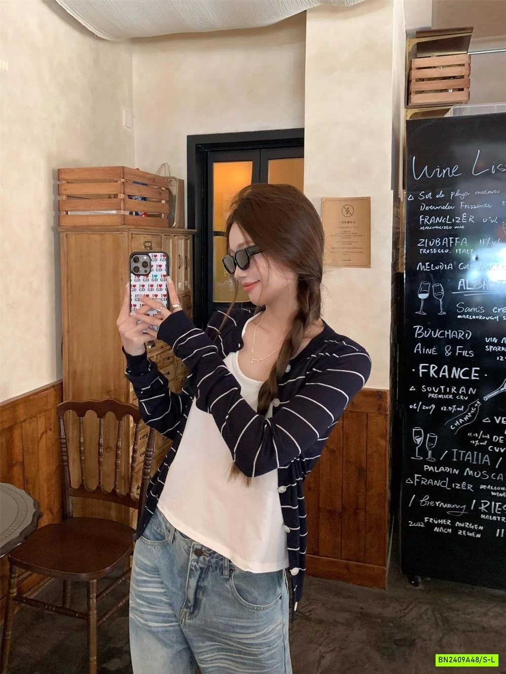 KHOÁC LEN THAN KẺ NGANG