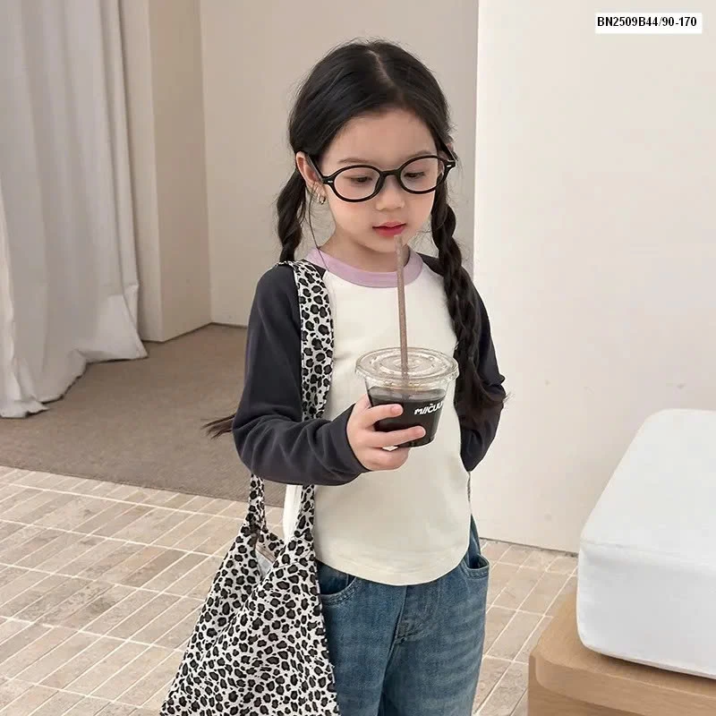 Áo dài tay phối màu nhà Ambb  25G040