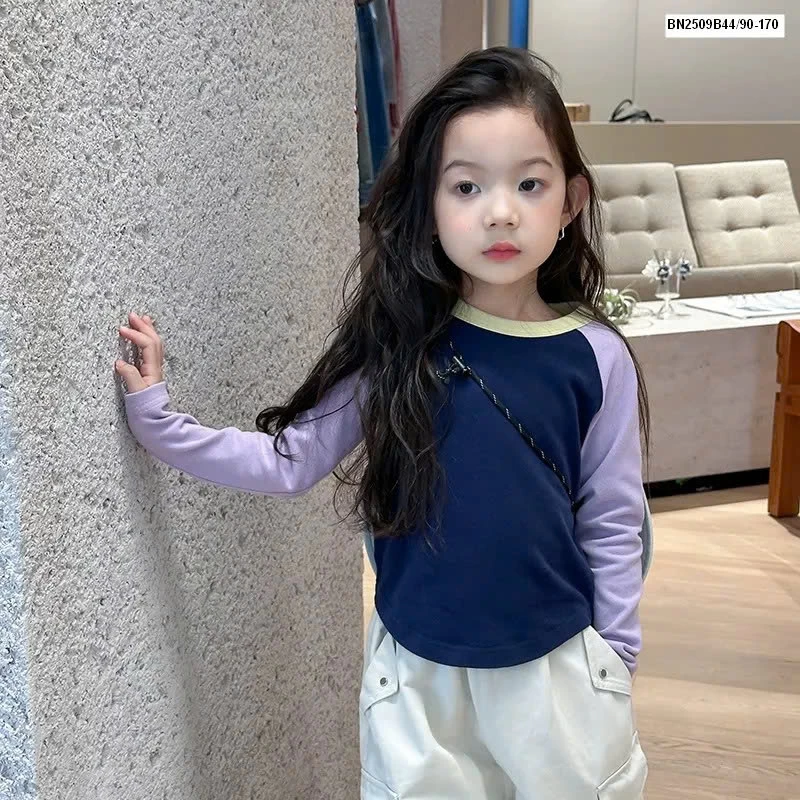 Áo dài tay phối màu nhà Ambb  25G040