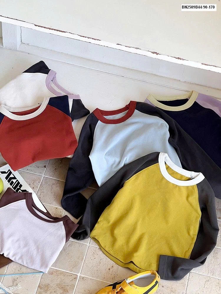 Áo dài tay phối màu nhà Ambb  25G040